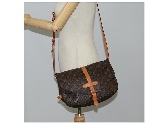 LOUIS VUITTON Borsa a Spalla Monogram Perfo Saumur 30 M93998 LV Auth BA1291SAV Monogramma - vista 35