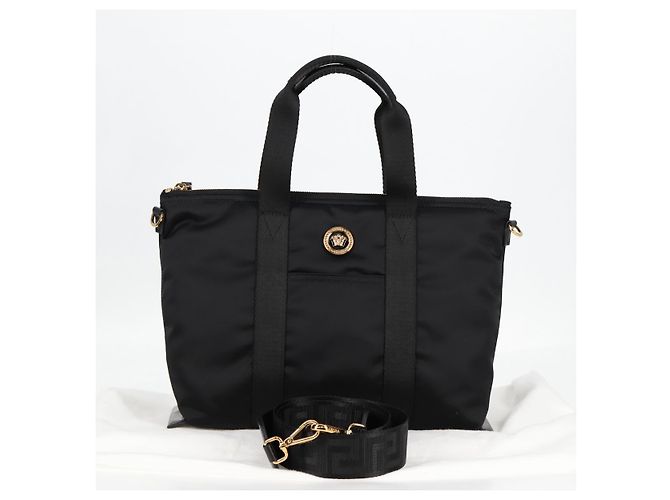 Borsa a mano VERSACE in nylon 2 in 1 nera e dorata Auth 118727V Nero D'oro - vista 12