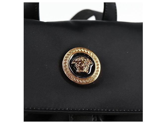 Mochila VERSACE de nylon preta e dourada Auth 118729V Preto Dourado - vista 19