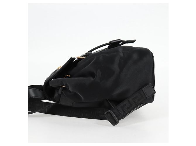 Mochila VERSACE de nylon preta e dourada Auth 118729V Preto Dourado - vista 3