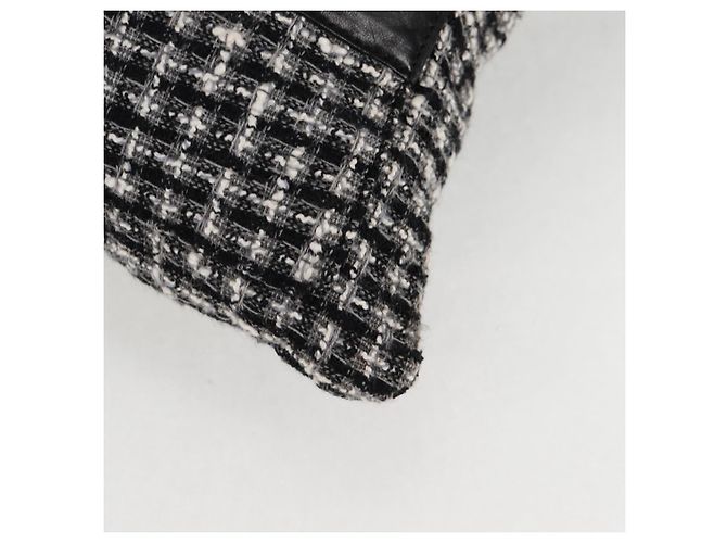 CHANEL Girl Chanel Jacket Shoulder Bag tweed Black White CC Auth 126244SAV - view 17