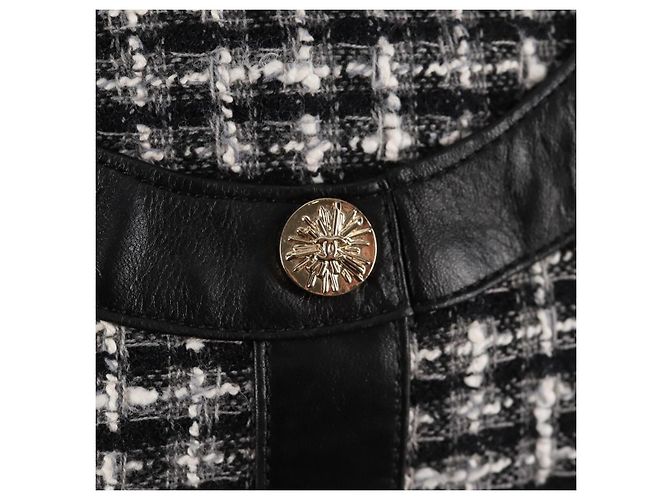 CHANEL Girl Chanel Jacket Shoulder Bag tweed Black White CC Auth 126244SAV - view 20