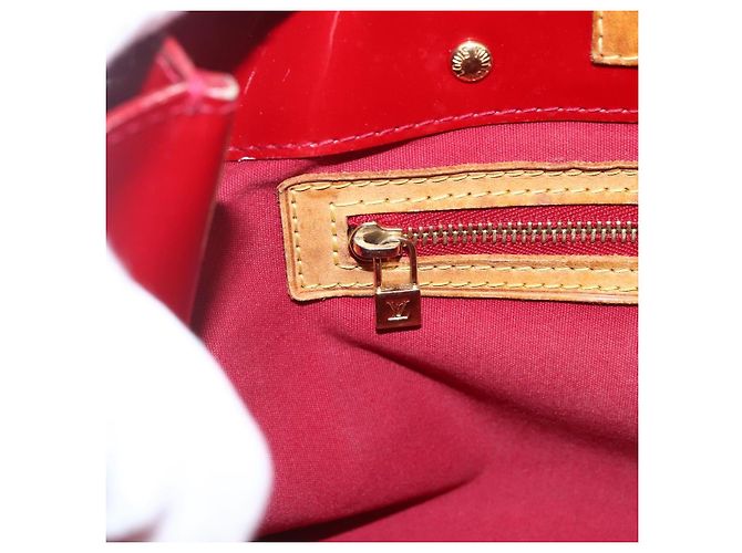 LOUIS VUITTON Borsa Reade PM Monogram Vernis Pomme D'amour M91990 LV Auth 169598 Rosso - vista 15