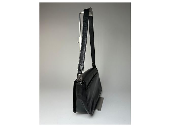 Vintage Givenchy Schultertasche aus Leder schwarz - Ansicht 12