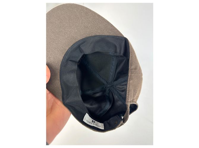 Cappellino SnapBack in Velluto Vintage Givenchy Marrone - vista 5