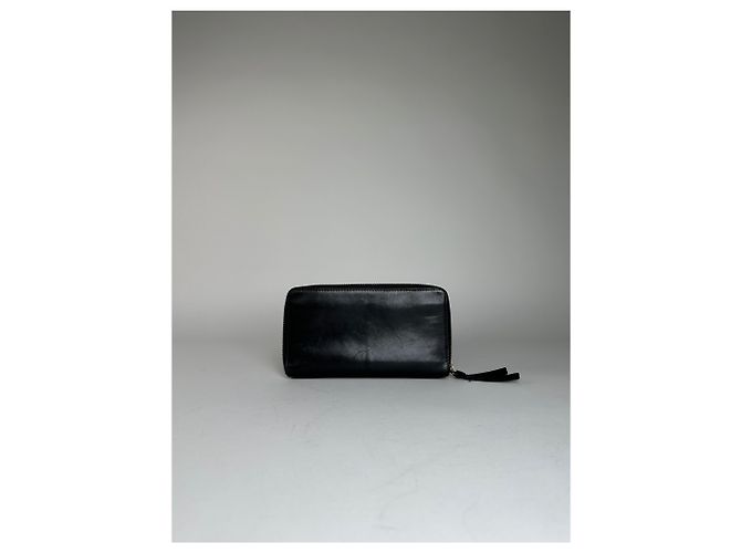 Vintage Givenchy Leather Zippy Wallet Black - view 2