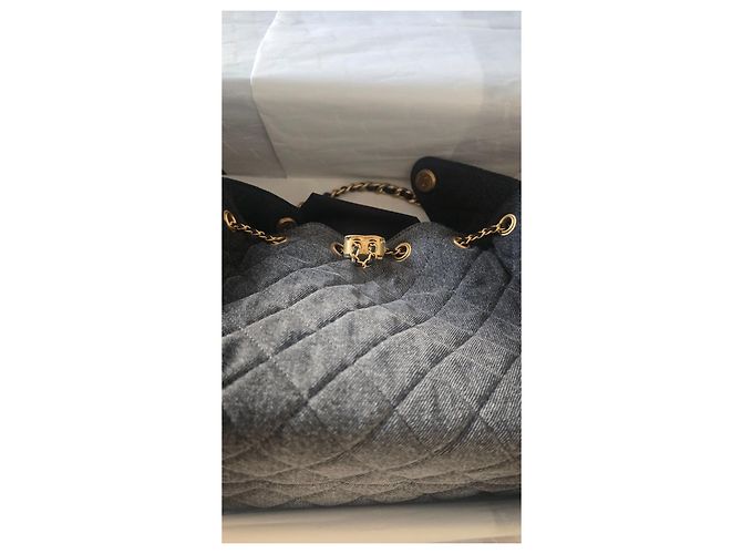 Timeless Borsa a mano Chanel 25 Small in denim nero - vista 10