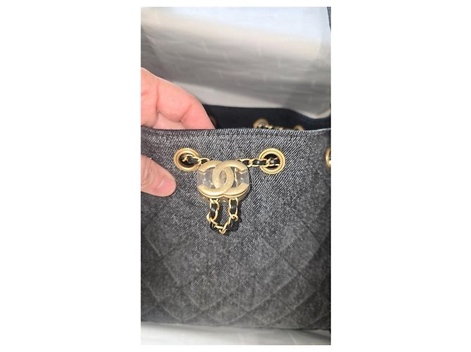 Timeless Borsa a mano Chanel 25 Small in denim nero - vista 7