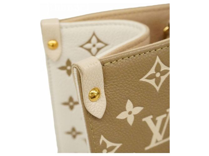 Borsa tote OnTheGo MM in Monogram Empreinte Louis Vuitton Beige Cachi - vista 7