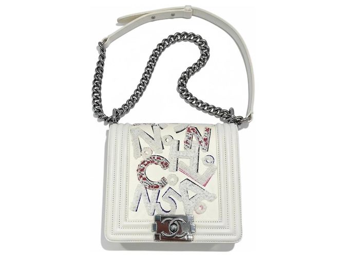 Seltene Chanel 14S Limited Edition Graffiti Lammleder Kleine Boy Tasche Weiß Mehrfarben - Ansicht 2