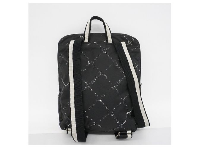 Timeless Schwarzer Nylon-Rucksack von Chanel - Ansicht 10