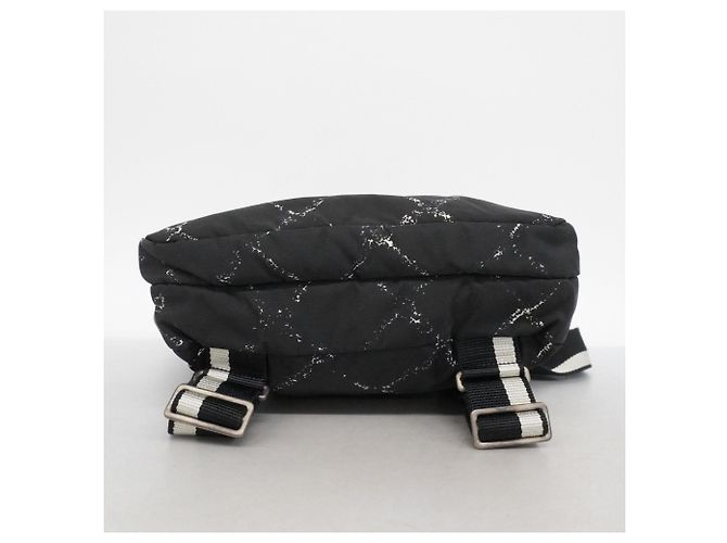 Timeless Schwarzer Nylon-Rucksack von Chanel - Ansicht 3