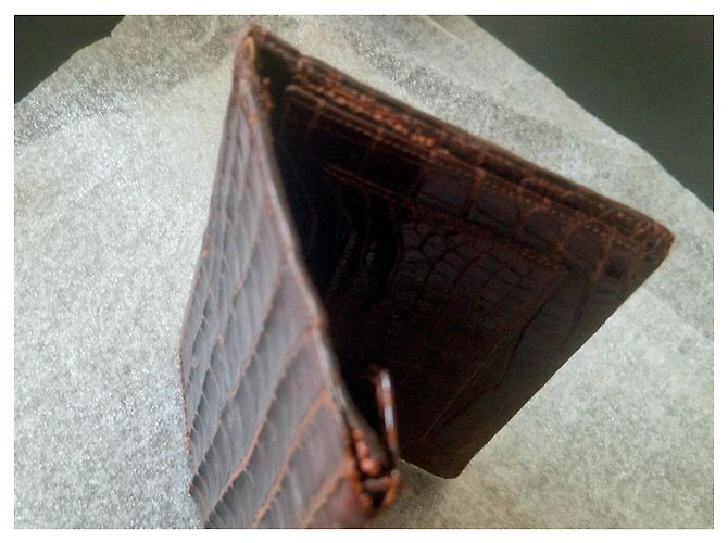 Portefeuille Hermès en cuir de crocodile porosus marron - vue 13