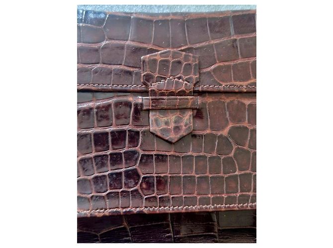 Portefeuille Hermès en cuir de crocodile porosus marron - vue 6