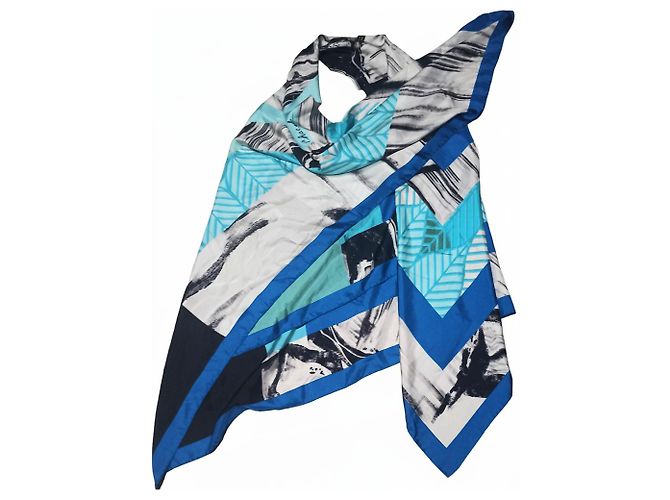 Autre Marque Chacok Seidenschal Mehrfarbig 133 x 133 cm Mehrfarben - Ansicht 2