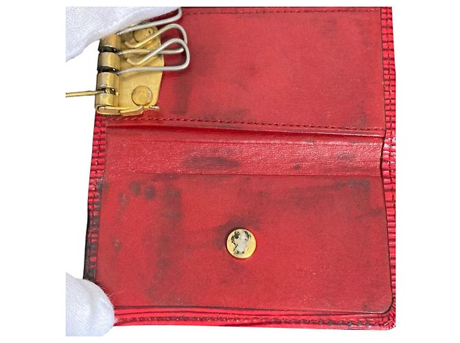 Louis Vuitton Epi Key Case Red - view 12