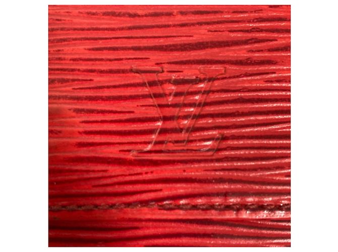Louis Vuitton Epi Key Case Red - view 7