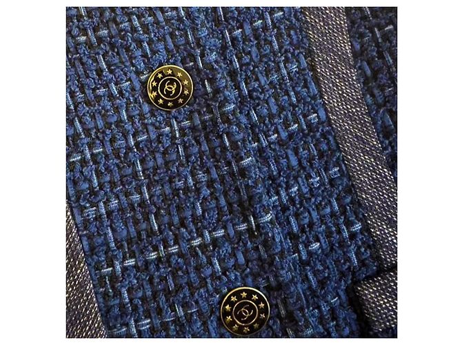 Increíble chaqueta de pasarela Chanel Azul - vista 4