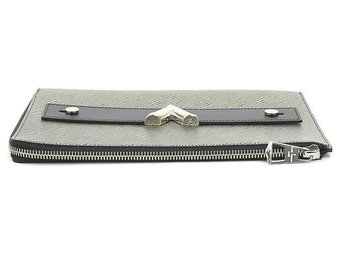 Clutch in pelle Epi Louis Vuitton Nero Argento - vista 3