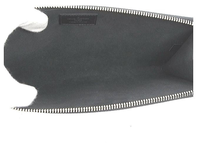 Clutch in pelle Epi Louis Vuitton Nero Argento - vista 5