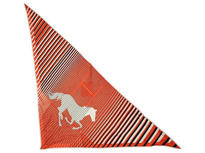 Foulard in seta Hermès Arancione Triangolare H Au Galop Rosso - vista 2