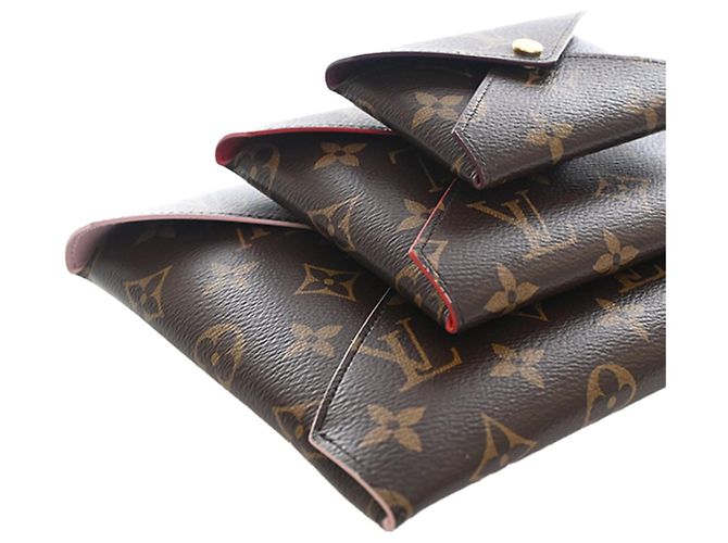 Set Pochette Kirigami Monogramma Marrone Louis Vuitton - vista 13