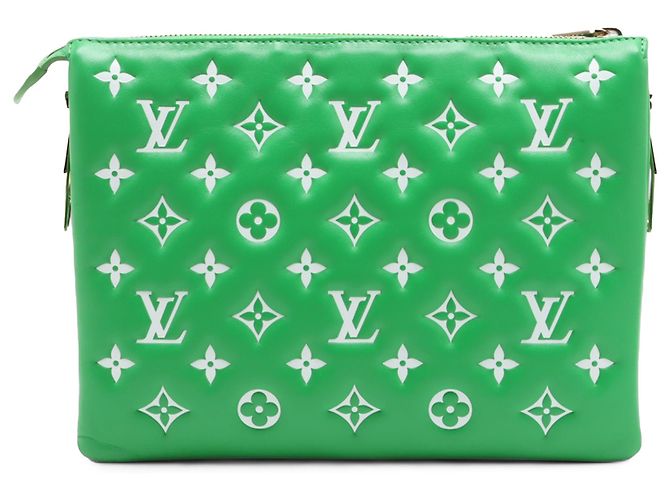 Coussin PM aus grünem, gepolstertem Lammleder mit geprägtem Monogramm von Louis Vuitton - Ansicht 2