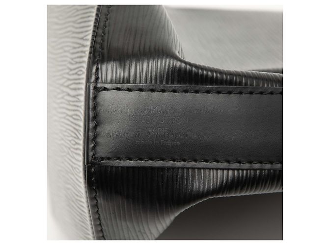 Borsa a Spalla PM Epi Nera Louis Vuitton Nero - vista 5
