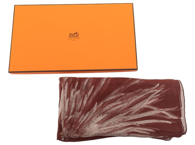 Sciarpa in mussola di seta rossa Dahlia Hermès 140 Rosso Bordò - vista 6