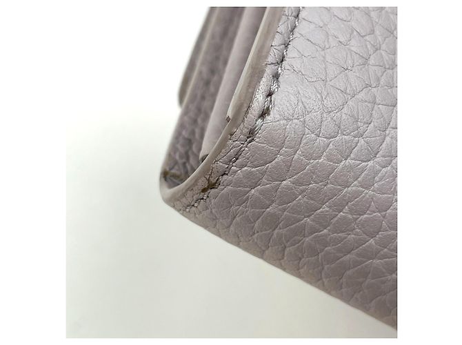 Billetera Capucines de cuero Louis Vuitton con monedero - vista 3