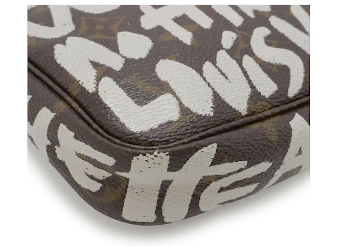 Pochette Accessoire Monogram Louis Vuitton Grigio - vista 3