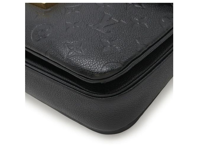Borsa Pochette Metis MM in Monogram Empreinte Louis Vuitton Nero - vista 3