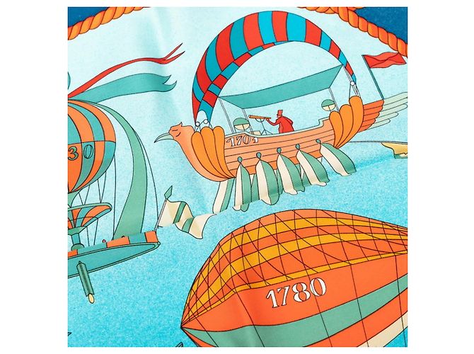 Silk In Sciarpa Hermès Carré 90 - LES FOLIES DU CIEL Blu - vista 5