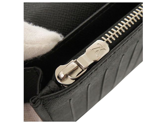 Portafoglio Lungo Brazza Taiga Nero Louis Vuitton - vista 7