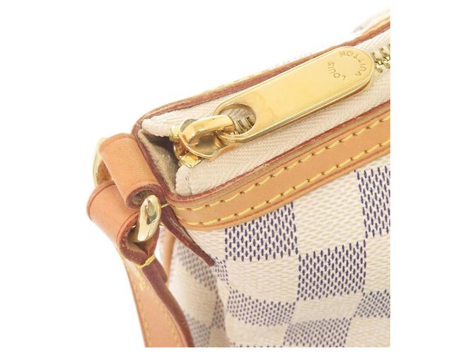 Borsa a Spalla Louis Vuitton Siracusa PM Damier Azur Bianco - vista 8