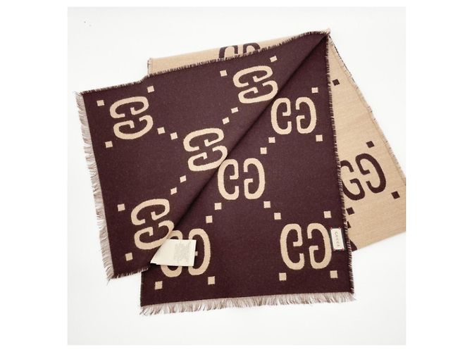 Sciarpa Gucci GG Jacquard in Beige e Marrone - vista 2