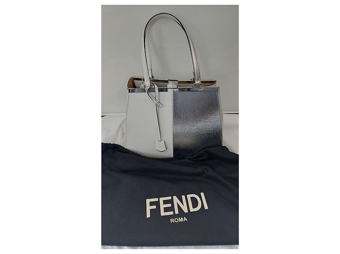 Borsa Fendi in pelle bianca e argento modello 3jours Bianco Metallico - vista 2