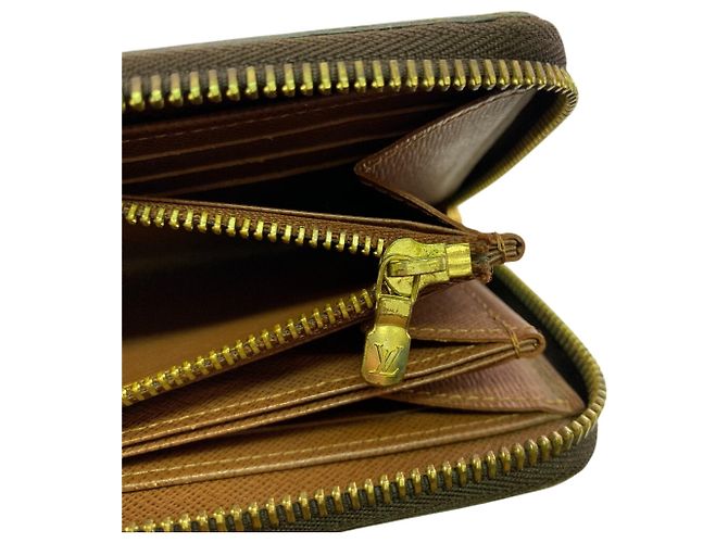 Cartera Zippy Louis Vuitton Castaño Monograma - vista 8