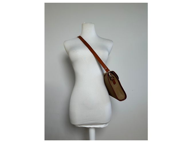 Vintage Givenchy Schultertasche aus Leder / Canvas Camel / Braun - Ansicht 7