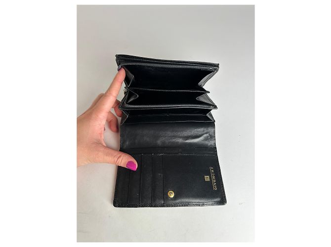 Vintage Givenchy Leather Wallet Black - view 3