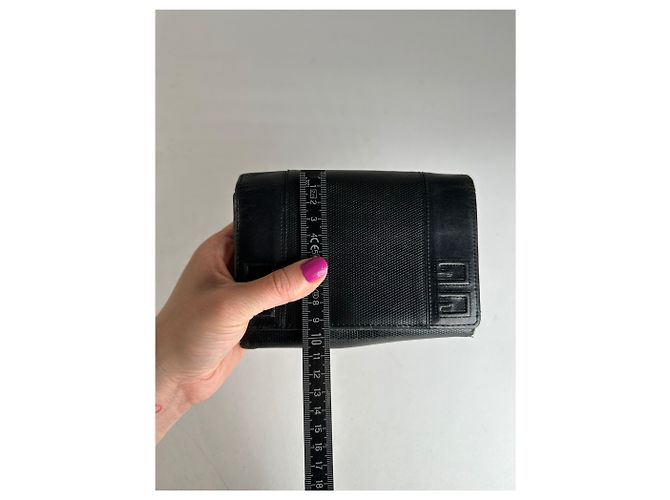 Vintage Givenchy Leather Wallet Black - view 7