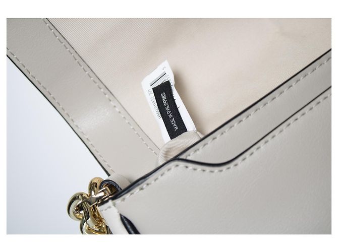 Borsa a spalla J Marc di Marc Jacobs in beige / nero - vista 7