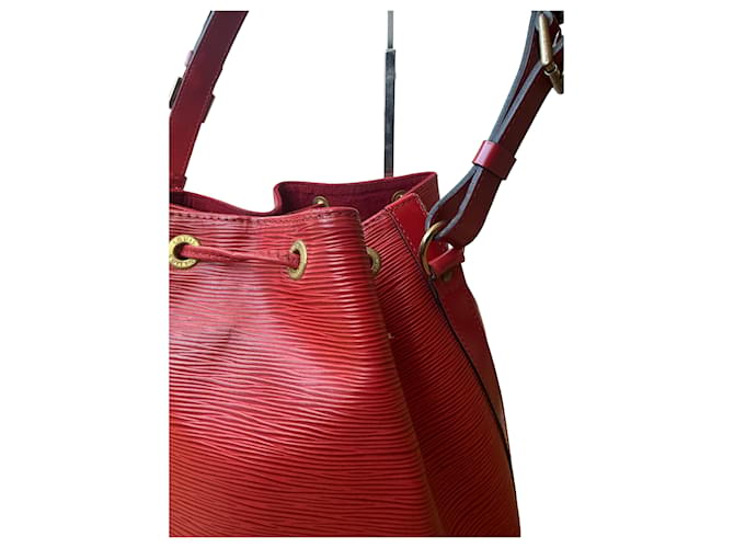 Noe Louis Vuitton Petit Noé Rosso - vista 4