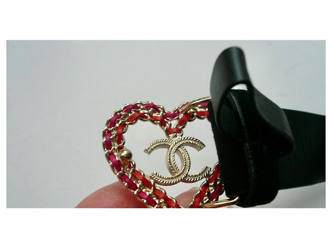 CHANEL Ceinture cuir Noir double C Cœur doré TBE - vue 2