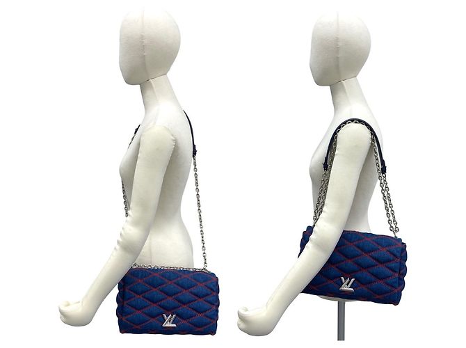 Louis Vuitton Maltage Umhängetasche aus gestepptem Denim mit Drehverschluss Blau - Ansicht 2