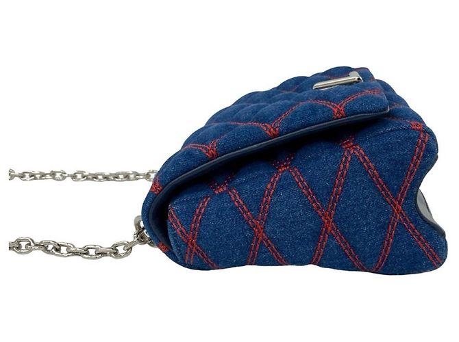 Louis Vuitton Maltage Umhängetasche aus gestepptem Denim mit Drehverschluss Blau - Ansicht 5