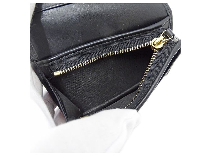 Portafoglio bi-fold Gucci GG Marmont in pelle nera - vista 6