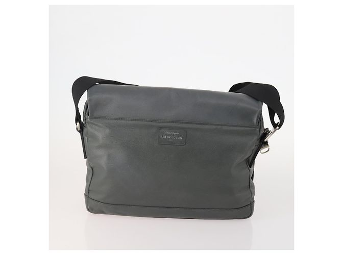 Borsa a Spalla Salvatore Ferragamo in Pelle 2 Pezzi Nero Grigio Auth bs34139 Marrone - vista 3