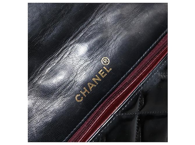 CHANEL Diana 25 Borsa a Catena Matelassé Pelle Verniciata Nera Oro CC Auth bs34314 - vista 16
