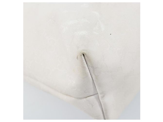 Borsa tote in PVC bianco e argento GG Implementation di GUCCI 211137 Auth 174563 - vista 11